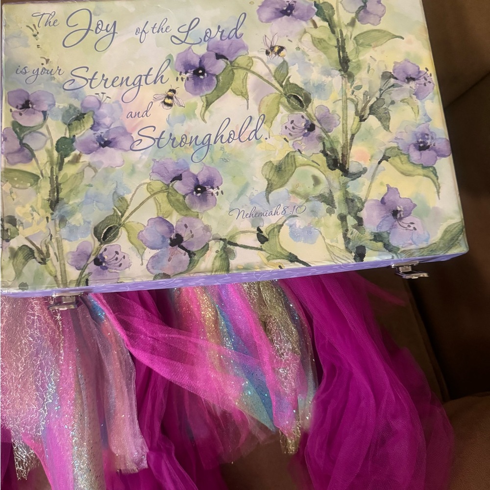 Purple inspirational memory box
